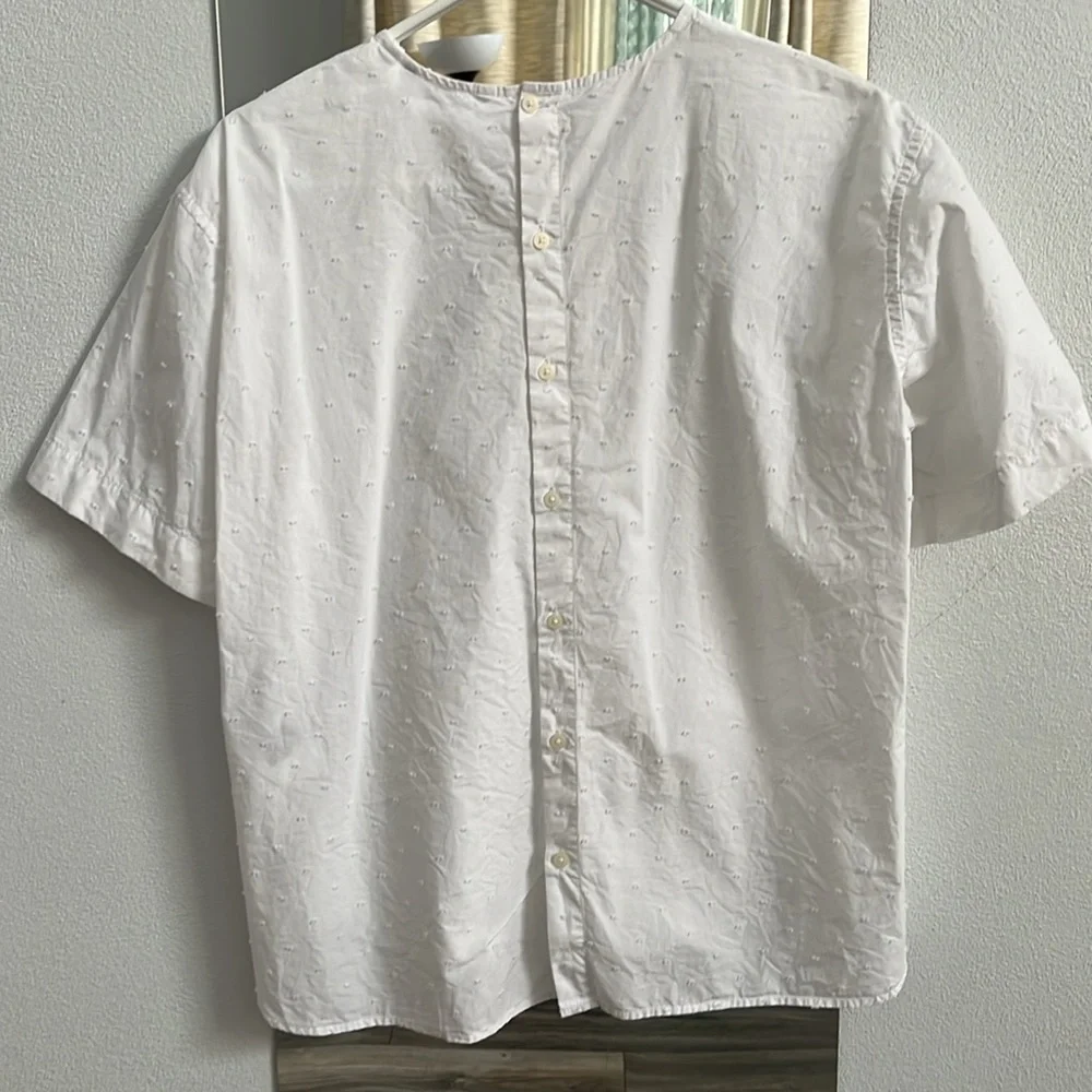 Uniqlo Short Sleeve Button Back top - Picture 5 of 7